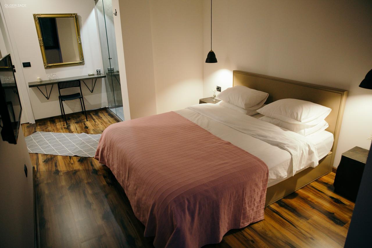 7Seven Hotel Korce Exteriér fotografie