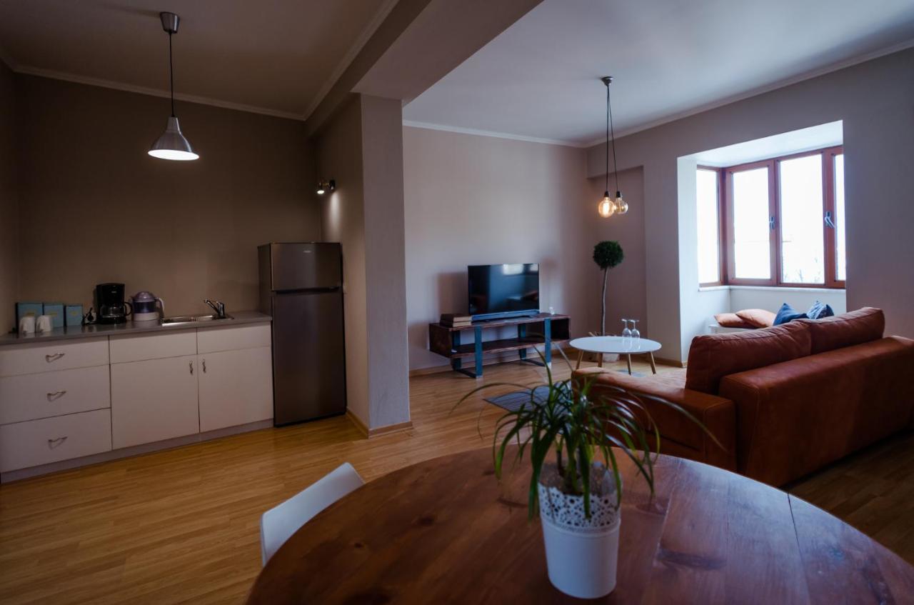 7Seven Hotel Korce Exteriér fotografie