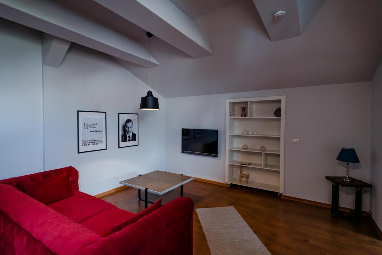 7Seven Hotel Korce Exteriér fotografie