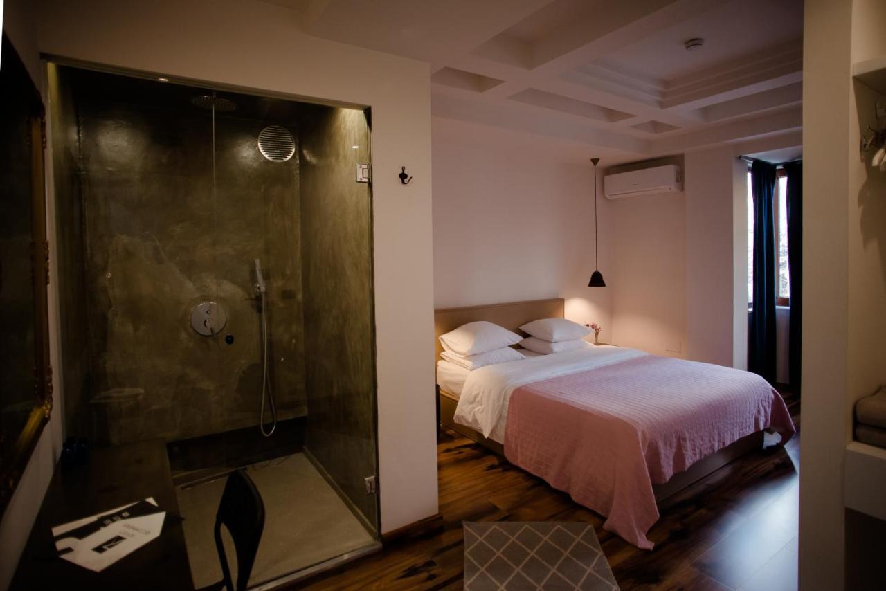 7Seven Hotel Korce Exteriér fotografie